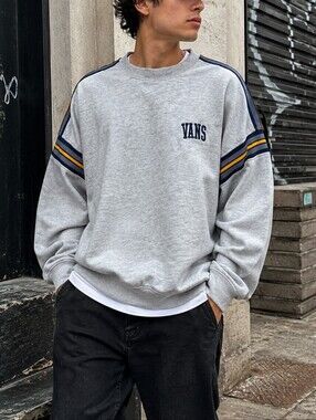 Vans Grey Crewneck Sweatshirt Oversized Stripe Sleeves NWT Size S Streetwear